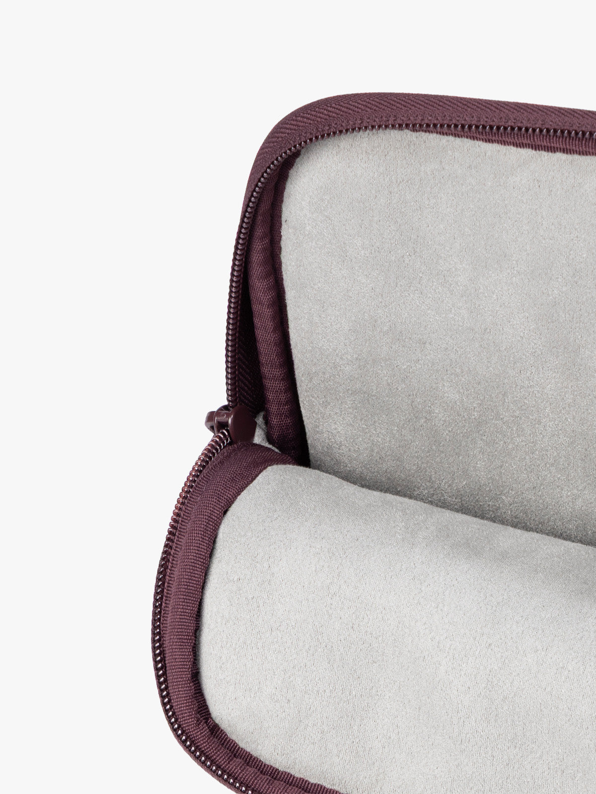 ALL2401_LUKA_PADDED-LAPTOP-SLEEVE_DARKCHERRYPU_3.jpg