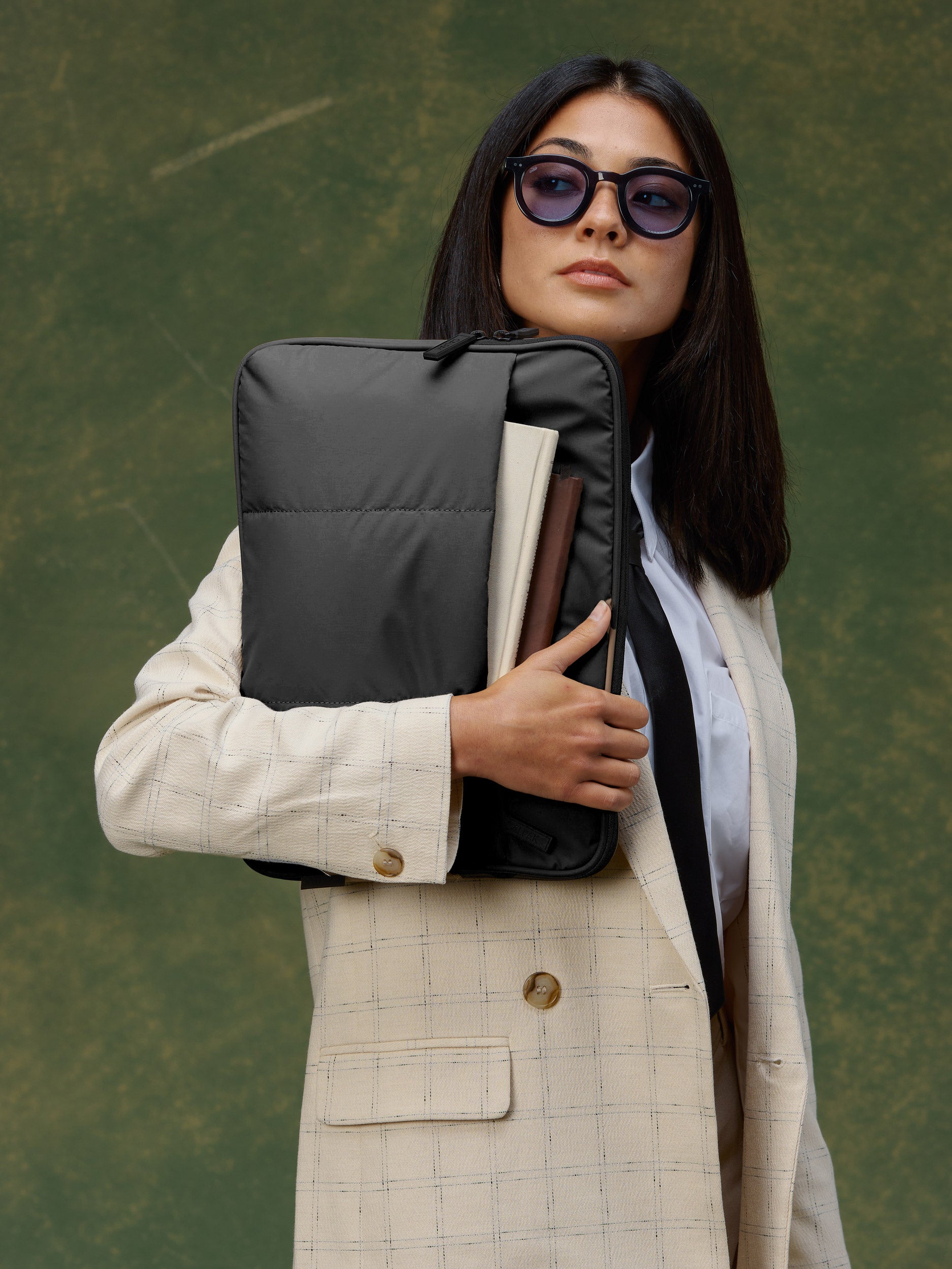 ALL2401_LUKA_PADDED_LAPTOP_SLEEVE_BLACK_LIFESTYLE.jpg