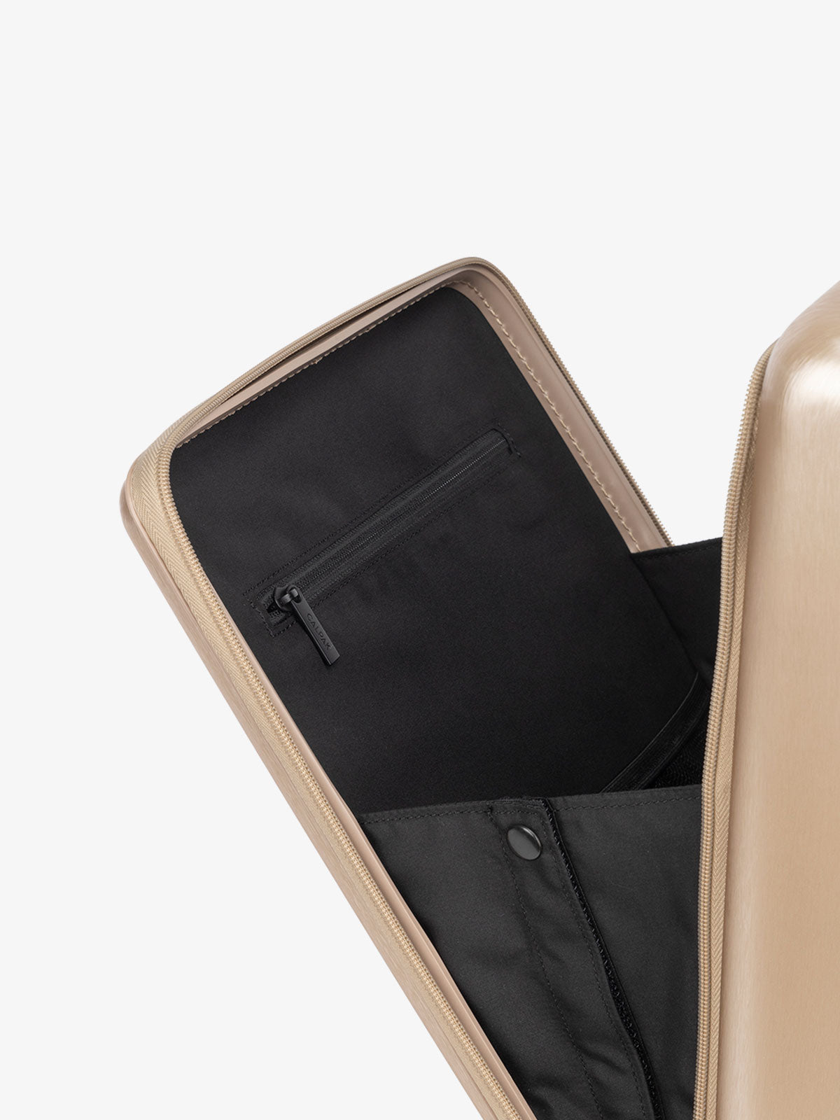 AMBUER-FRONT-POCKET-CARRY-ON-LAPTOP-COMPARTMENT_GOLD_90804253-85f9-4b5f-9c15-9db60063ed73.jpg