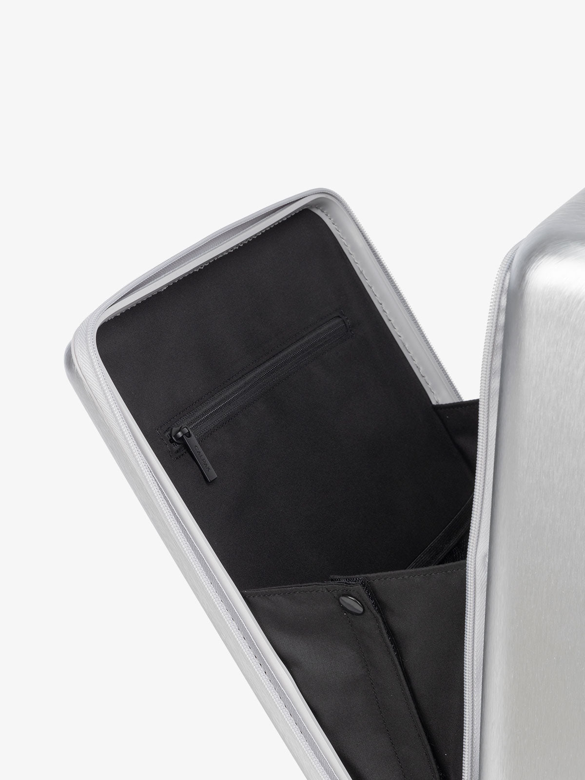 AMBUER-FRONT-POCKET-CARRY-ON-LAPTOP-COMPARTMENT_SILVER_8324f72d-f066-4e8b-8443-7dfe40da4adf.jpg