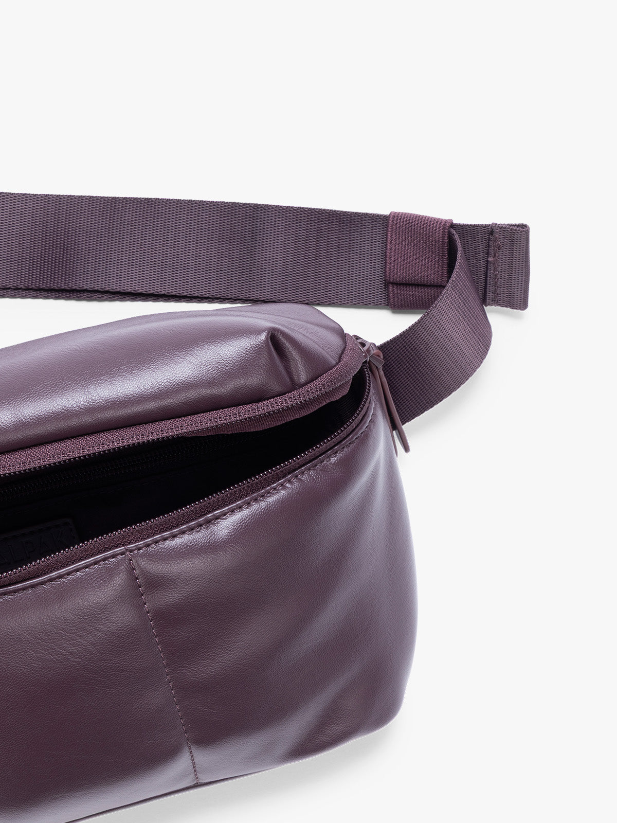 BB1901_LUKA_BELT-BAG_DARKCHERRYPU_2.jpg
