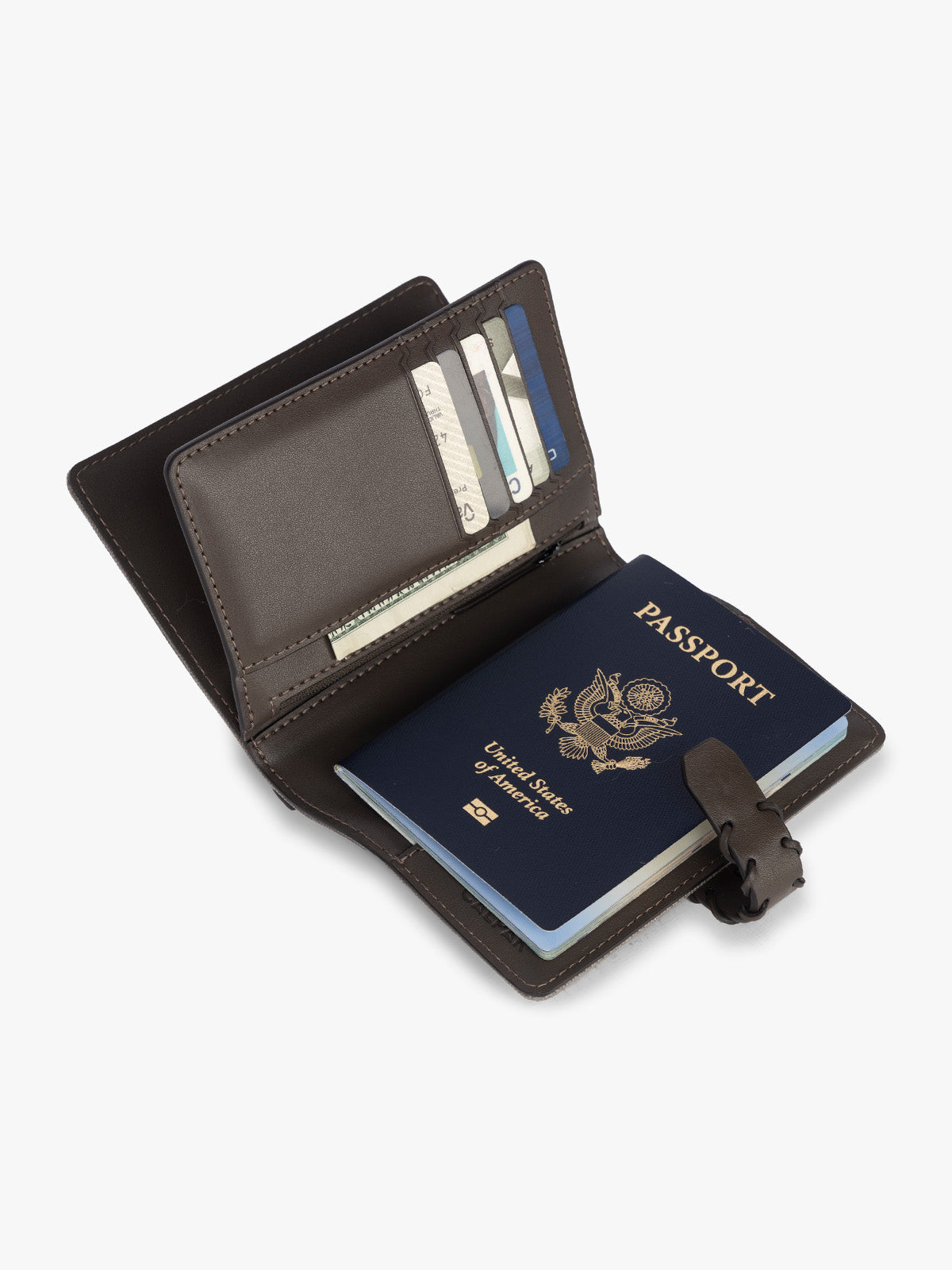 CLPW2601_COLETTE_MULTI-PASSPORT-CANVAS-WALLET_MUSHROOM_3.jpg
