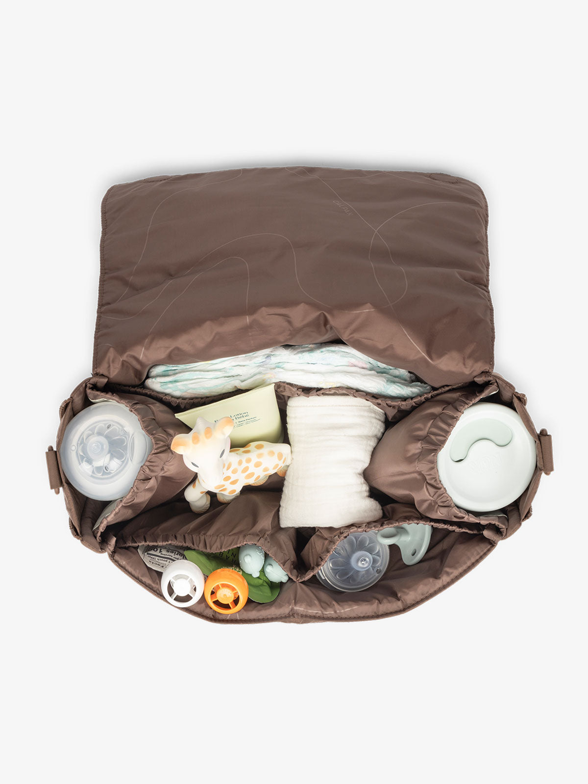CONVERTIBLE-STROLLER-CADDY-CROSSBODY-HAZELNUT-INTERIOR-CLOSE-UP_b7e9091e-a4fe-4ca2-b608-2ca085e9e468.jpg