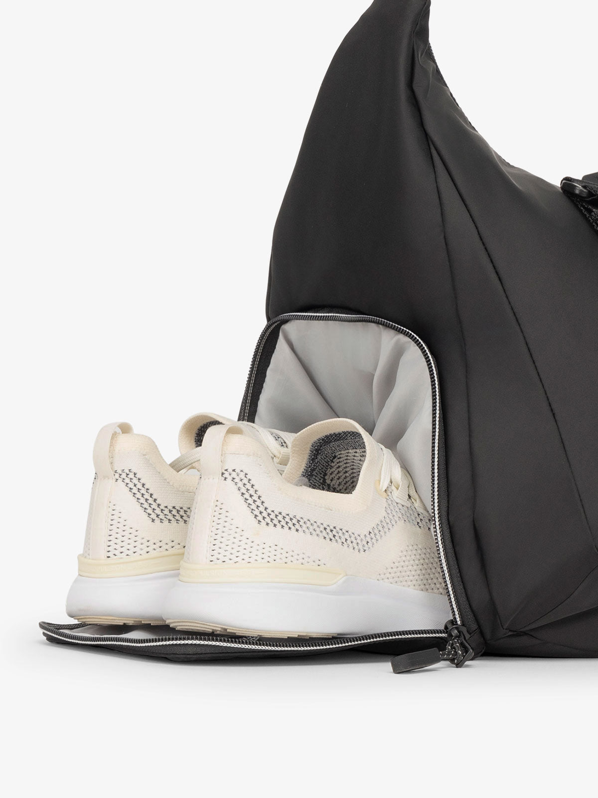 FIT-GYM-BAG-SHOE-COMPARTMENT-BLACK_42921ebb-5cd9-4b37-aa5e-658867126495.jpg