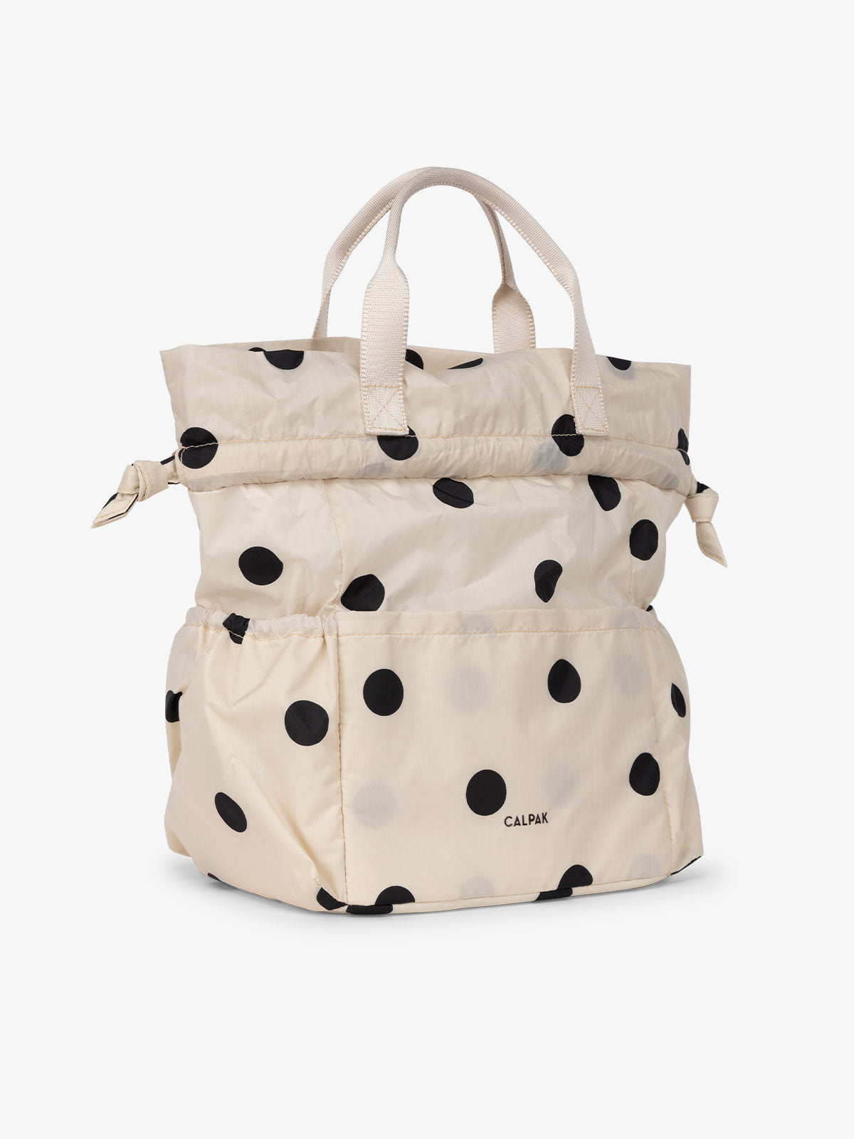INSULATED-LUNCH-BAG-POLKA-DOT-DRAWSTRING_b5b81958-6ada-4dd4-bbf1-54c737522c86.jpg