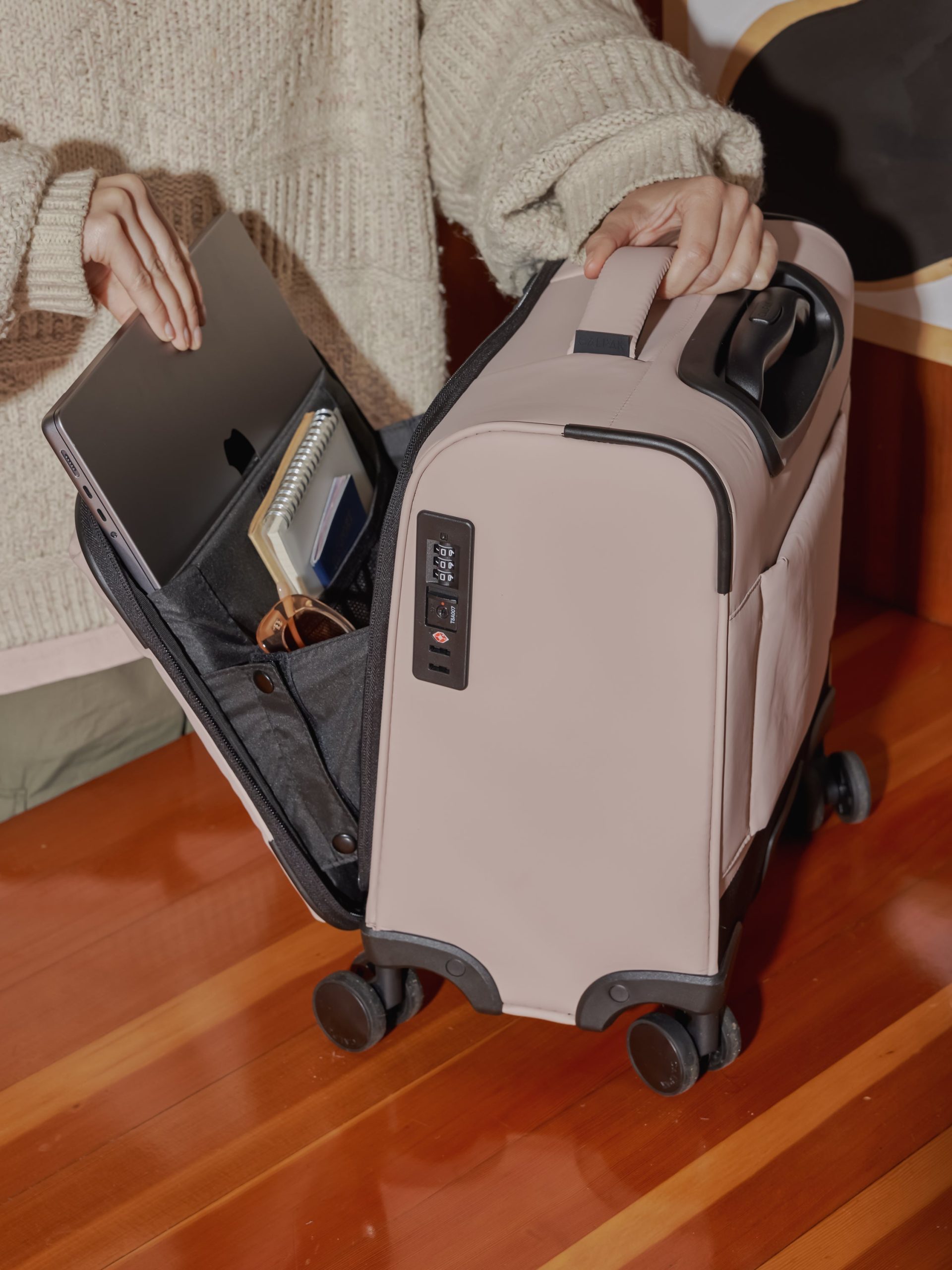 LUKA-MINI-CARRY-ON-LUGGAGE-ROSE-QUARTZ-LIFESTYLE2_7f81c65d-32fc-4d2a-ac75-aef38a8df380.jpg