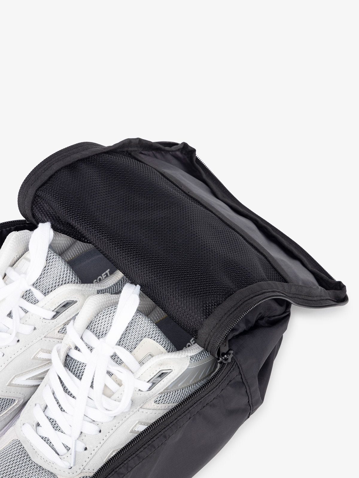 SHOE-BAG-BLACK-3_210863f6-6d9a-4811-a98b-f29363ff8f14.jpg