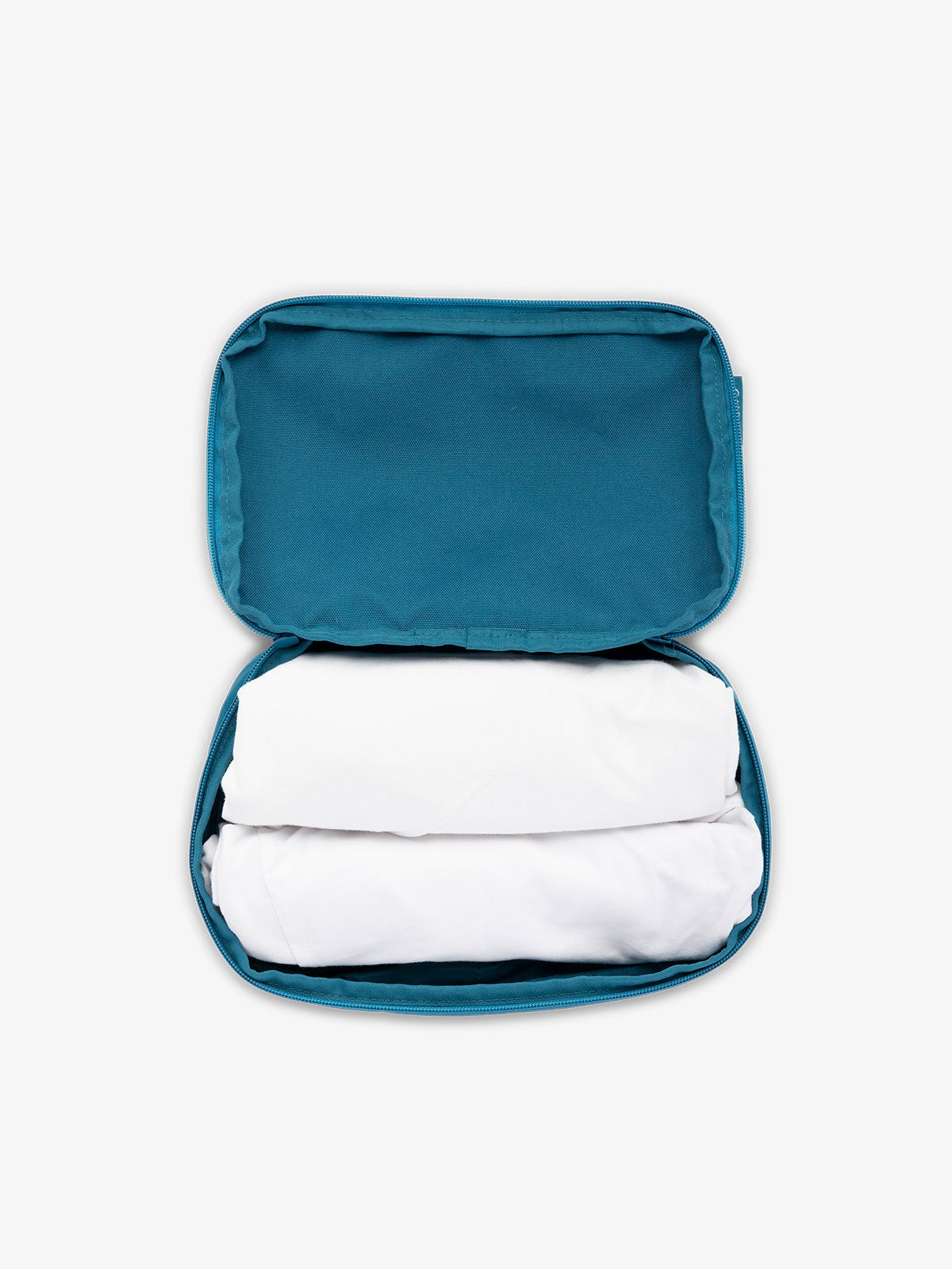 SMALL-COMPRESSION-PACKING-CUBES-2-PIECE-SET-INTERIOR-LAGOON_4b0bdb09-7691-4783-ae39-c602d4aa05e1.jpg