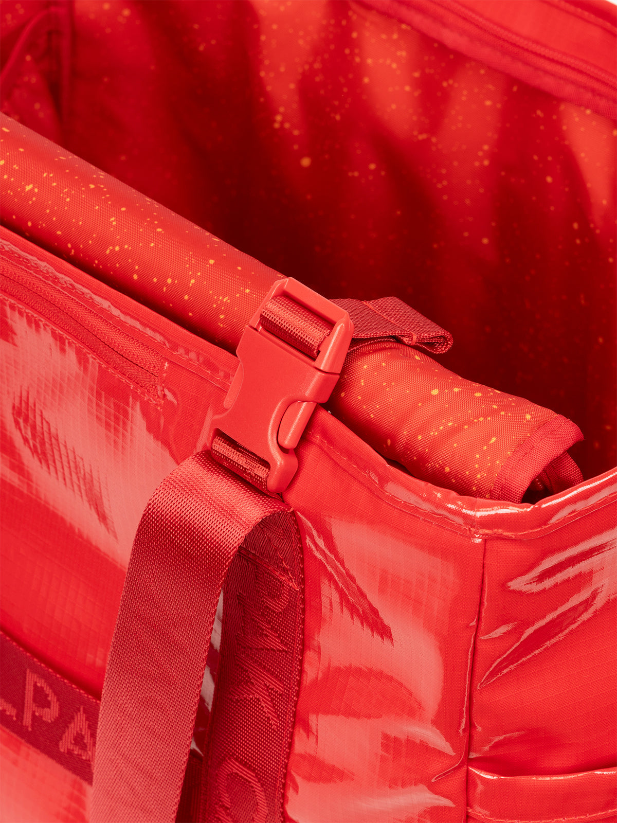 TERRA-35L-TOTE-FLAME-MATERIAL-TTO2401-FLAME.jpg