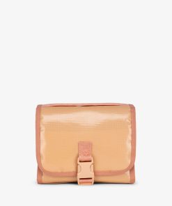 Terra Hanging Toiletry Bag