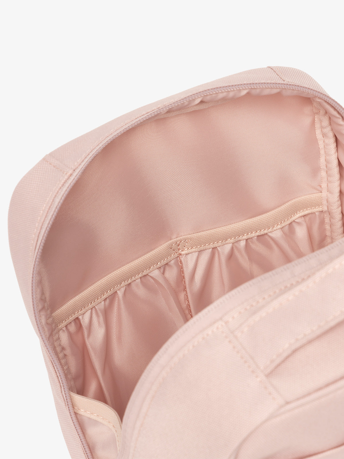 THE-EVERYTHING-CUBE-INTERIOR-POCKETS-PINK-SAND.jpg
