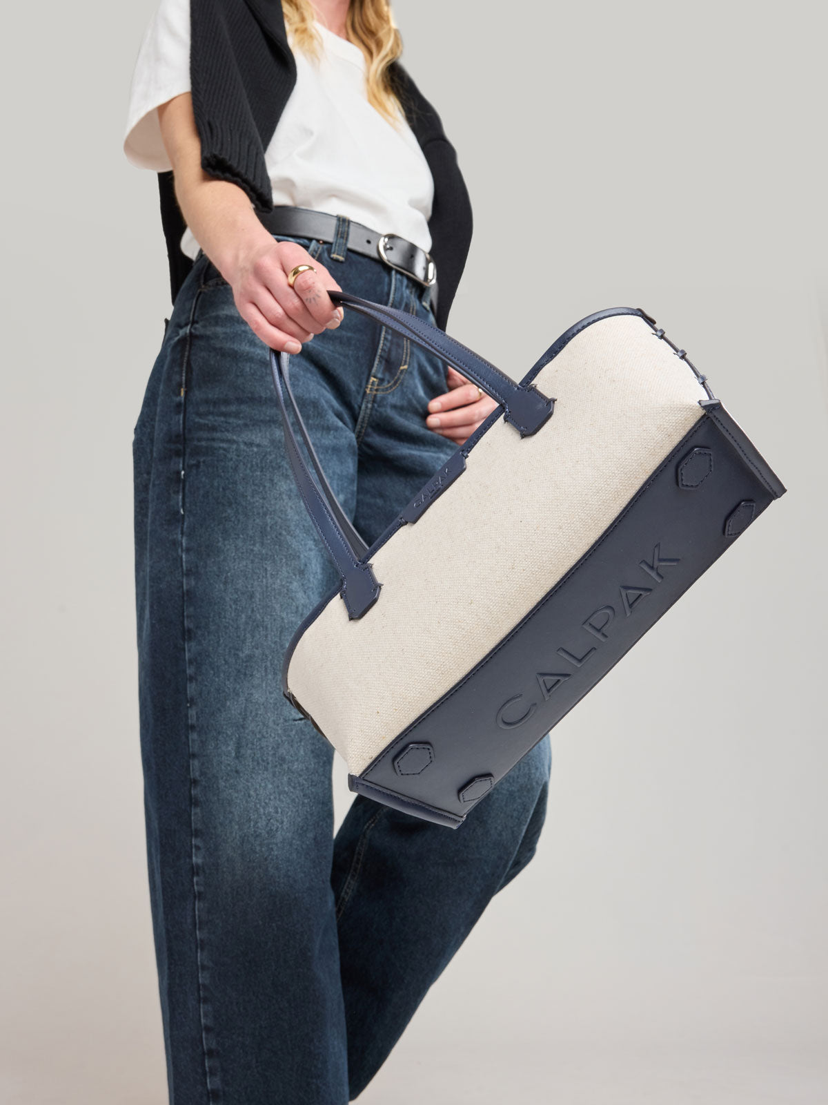 WEB_COLETTE_SHOULDER-TOTE_NATURAL-NAVY.jpg