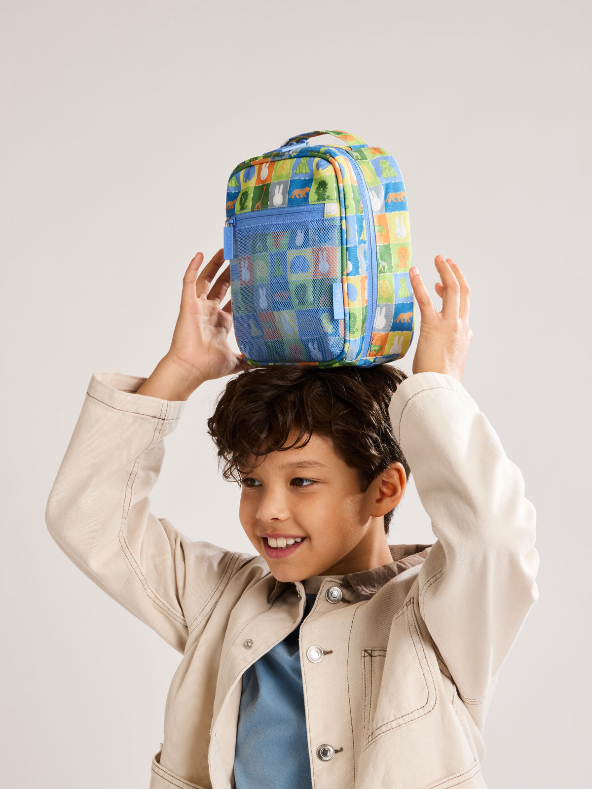 WEB_EVERYTHING-CUBE_MIFFY-BLUE-ZOO-TRIP.jpg