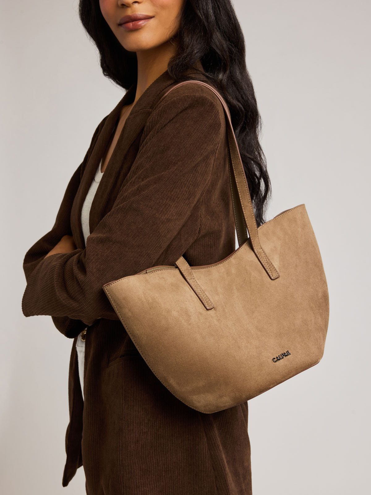 WEB_HAVEN-TULIP-TOTE_TRUFFLE-SUEDE_1.jpg