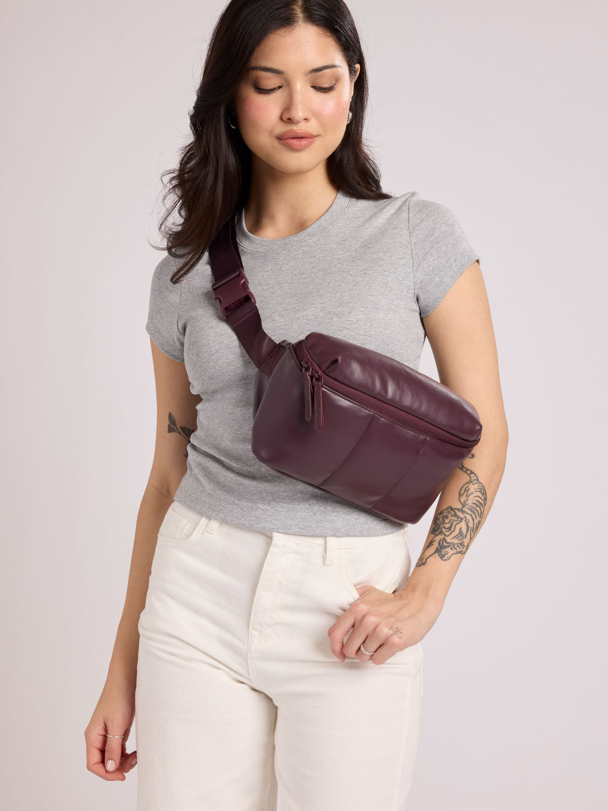 WEB_LUKA-BELT-BAG_DARK-CHERRY.jpg