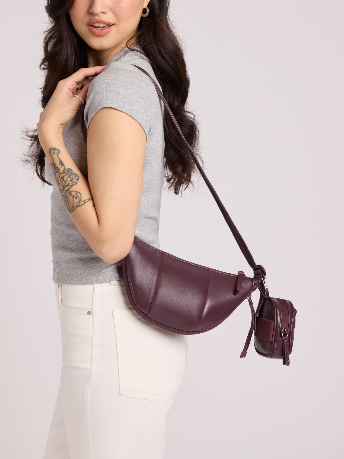 WEB_LUKA-CRESCENT-BAG_DARK-CHERRY.jpg