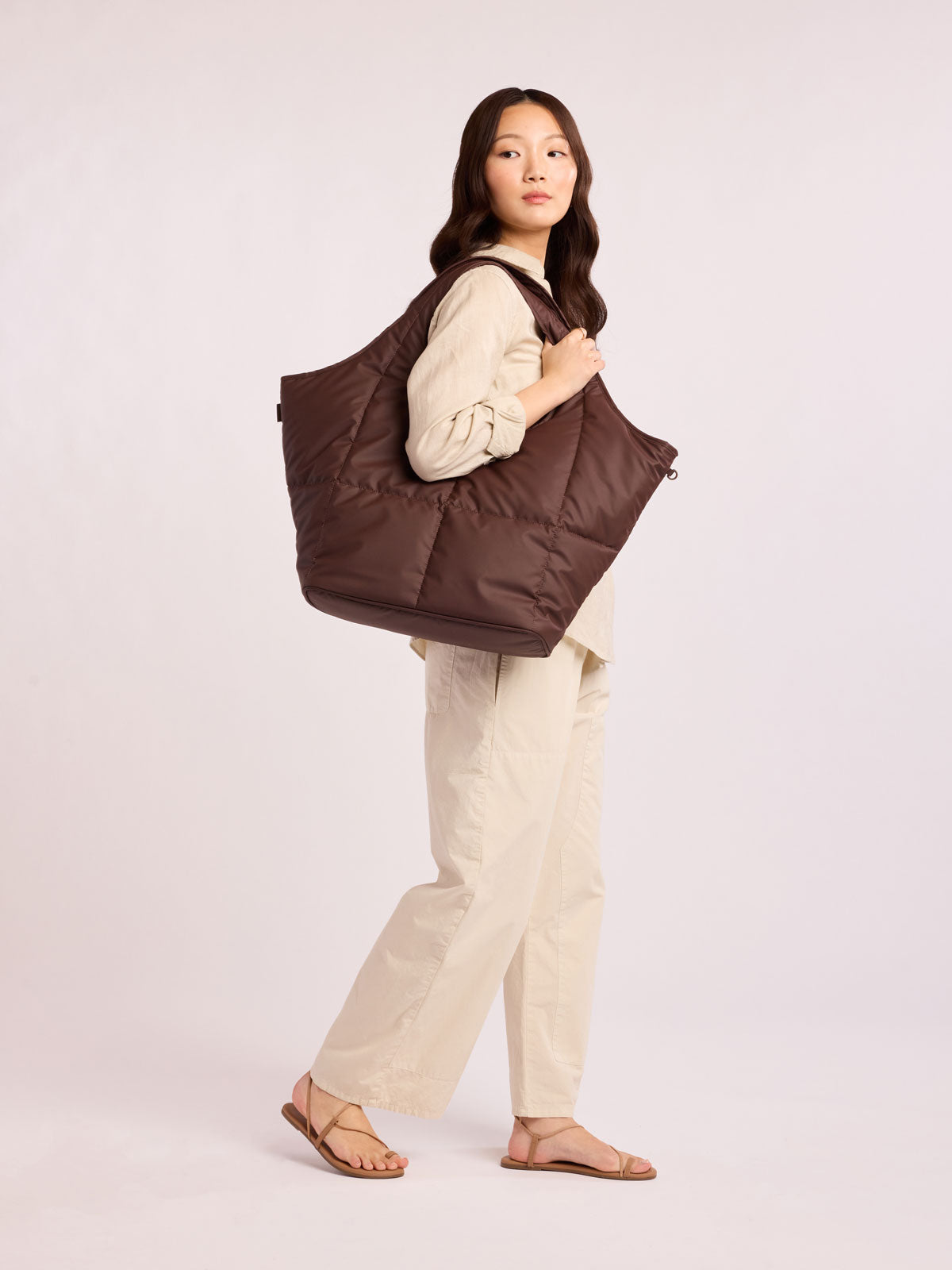 WEB_LUKA-EVERYTHING-TOTE_WALNUT_1.jpg