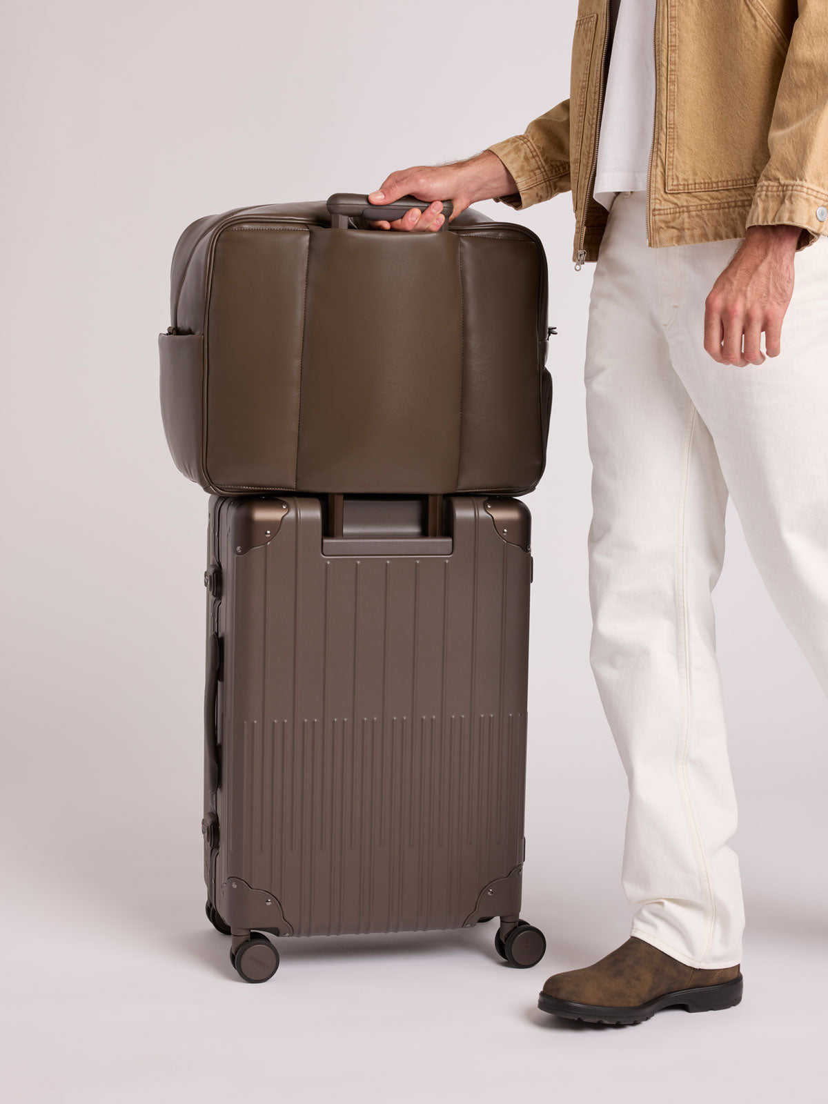 WEB_LUKA-LARGE-DUFFEL_MUSHROOM_1.jpg