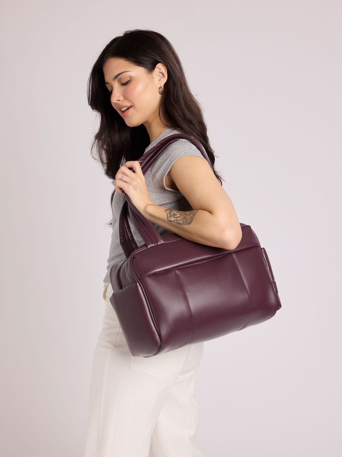 WEB_LUKA-MINI-DUFFEL_DARK-CHERRY_1.jpg