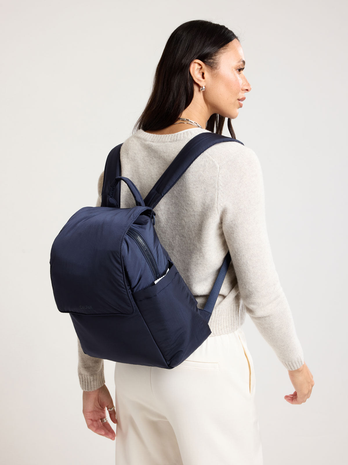 WEB_MINI-DIAPER-BACKPACK_NAVY_2.jpg