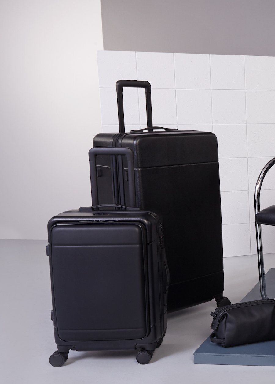 hue-luggage-black_7fe057e3-f6b7-4720-a95f-68b4d70ce91e.jpg